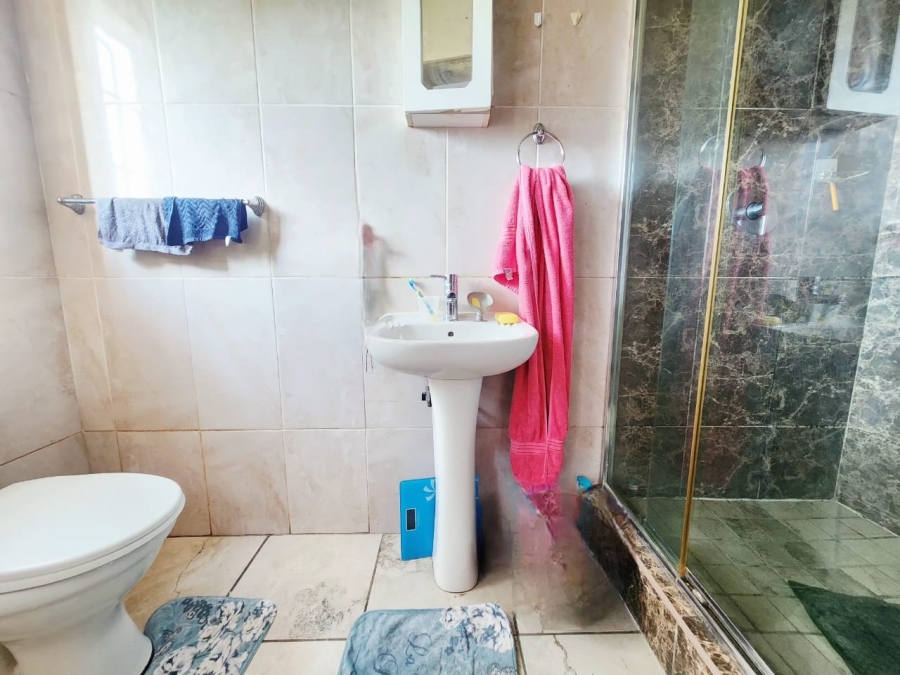 3 Bedroom Property for Sale in Waterval East North West